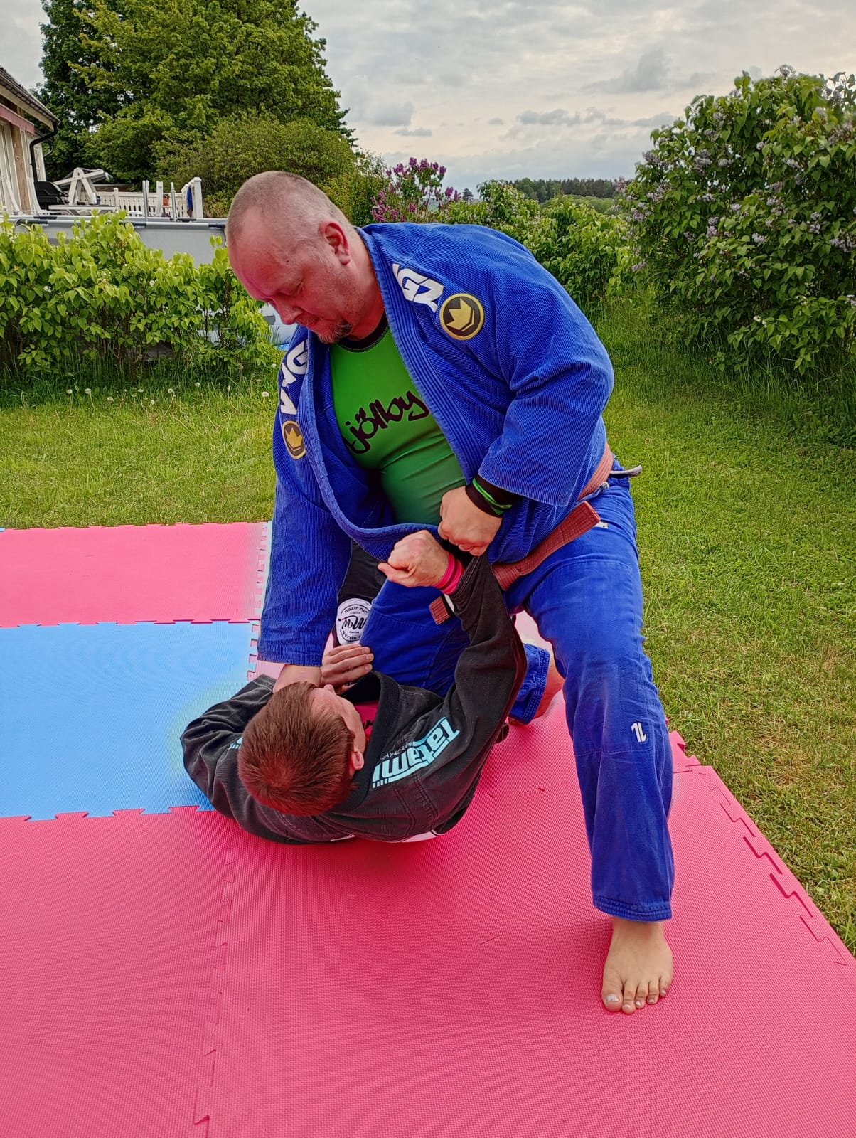 Sommarträning och sparring utomhus